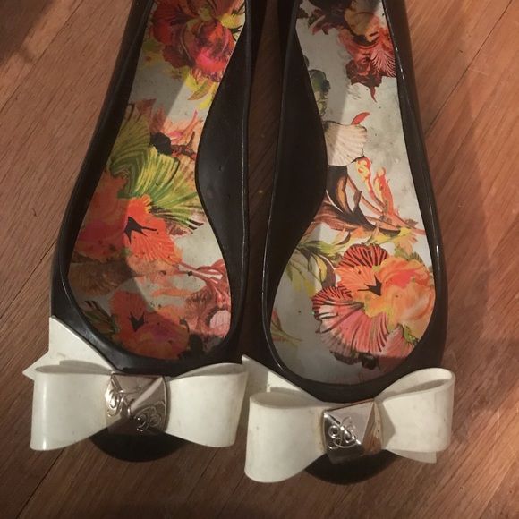Ted baker rubber flats with bow - Picture 1 of 4